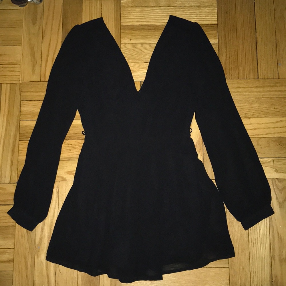 Small Black Long Sleeve Romper